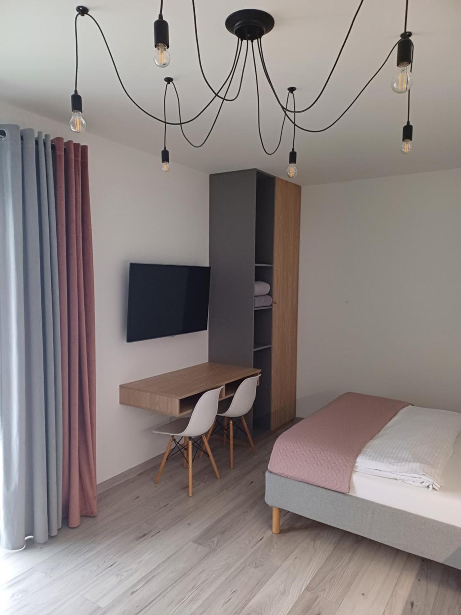 Spij W Kudowie Apartament I Pokoje Goscinne Kudowa-Zdrój Extérieur photo